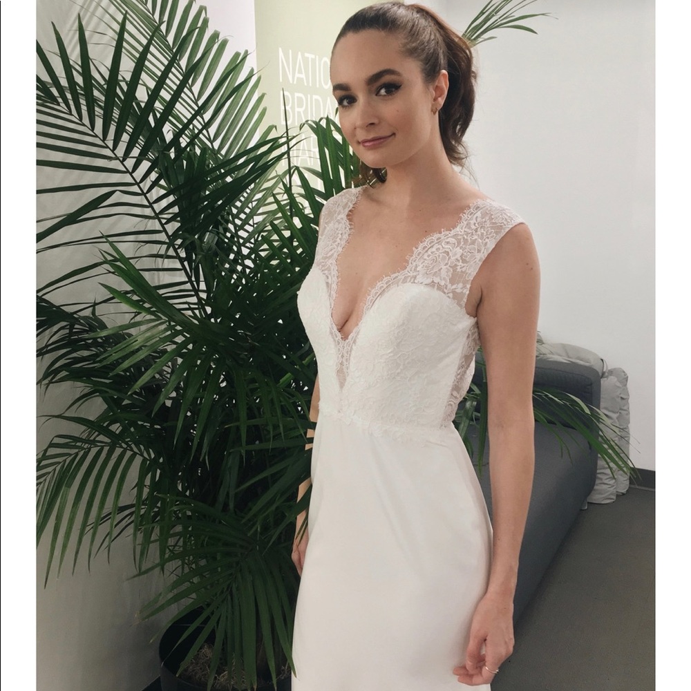Lis Simon Jasmine Wedding Dress